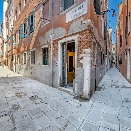 San Marco Pied-a-terre - Accademia By Wonderful Italy Διαμέρισμα *